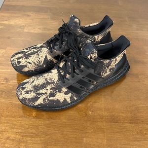 Adidas Men's Ultraboost 5.0 DNA Shoes